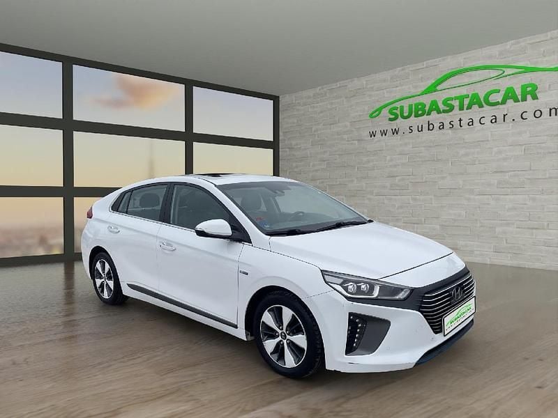 Usado Hyundai Ioniq Style 141 CV (103 kW) 2018 Blanco Utilitario