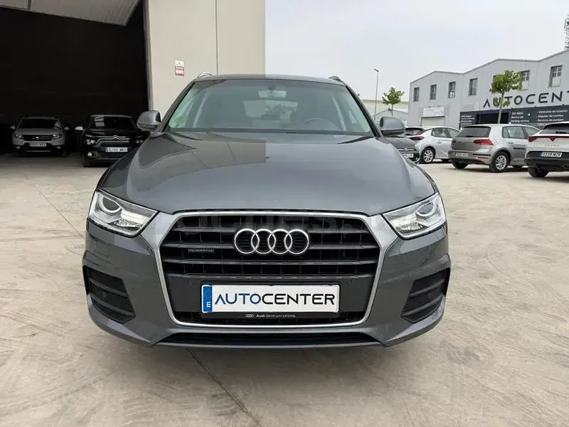 Usado Audi Q3 Premium 180 CV (132 kW) 2015 Gris / plata SUV