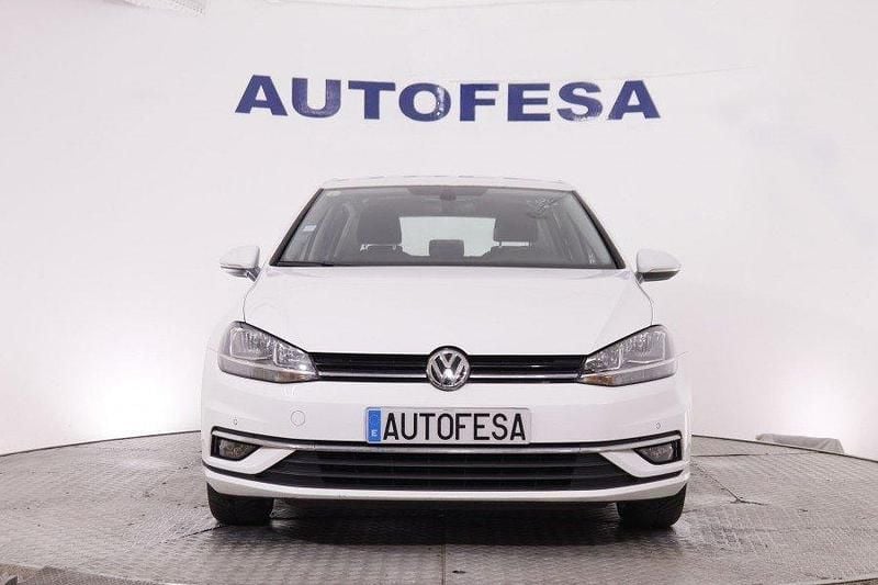 Usado VW Golf VII Advance 115 CV (84 kW) 2018 Blanco Berlina