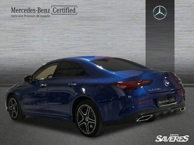 Usado Mercedes CLA250e AMG line 218 CV (160 kW) 2024 Azul espectra Berlina