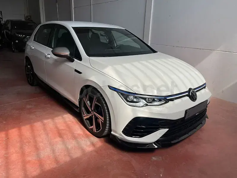 Usado VW Golf VIII R 320 CV (235 kW) 2023 Blanco Berlina