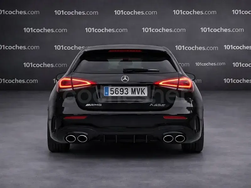 Usado Mercedes A45 AMG 421 CV (309 kW) 2020 Negro Utilitario