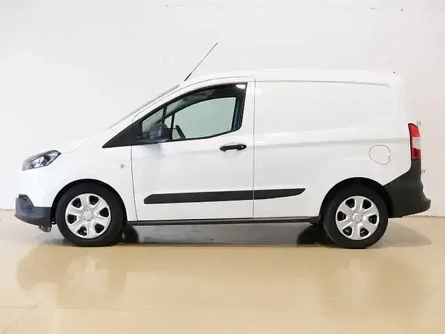 Usado Ford Transit Courier Trend 95 CV (69 kW) 2018 Blanco Van
