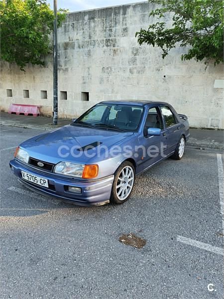 Usado Ford Sierra 204 CV (150 kW) 1988 Azul Berlina