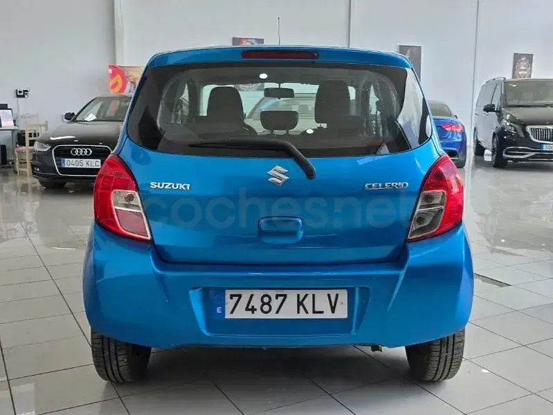 Usado Suzuki Celerio GL 68 CV (50 kW) 2018 Azul Utilitario