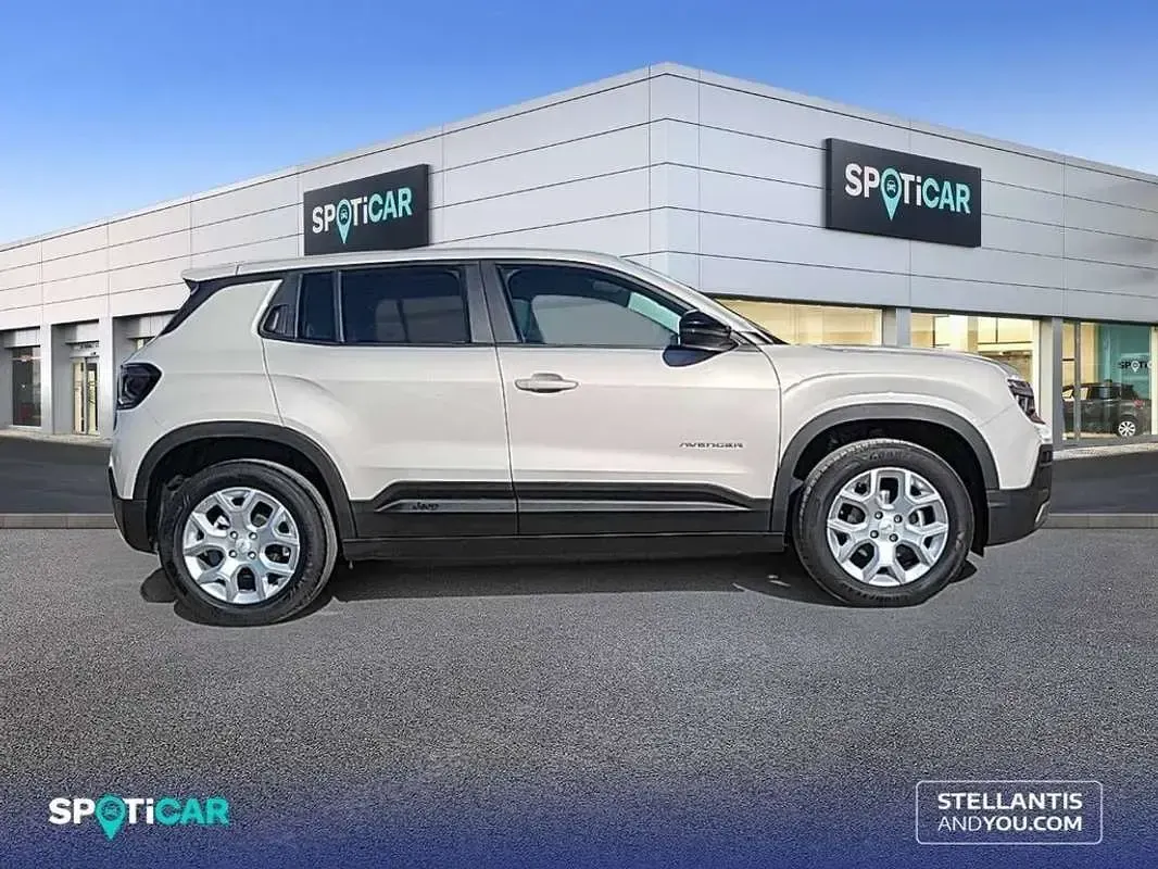 Usado Jeep Avenger Altitude 101 CV (74 kW) 2025 Gris SUV