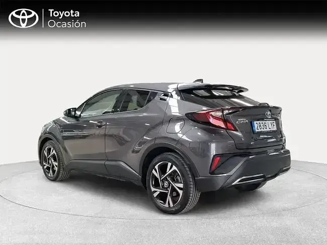 Usado Toyota C-HR Advance 184 CV (135 kW) 2022 Gris SUV