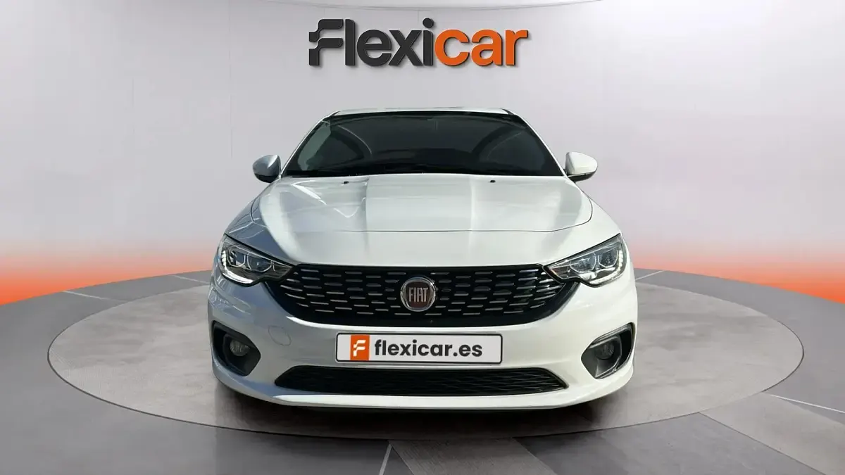 Usado Fiat Tipo Mirror 95 CV (69 kW) 2020 Blanco Berlina