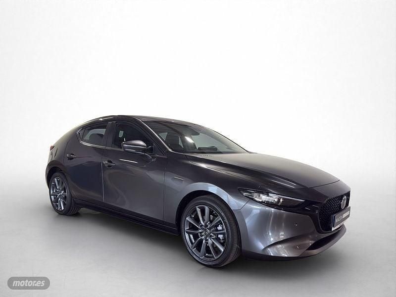 Gris Nuevo 2025 Mazda 3 Center-Line | 28.790 € (Caro) - Imagen 1/4