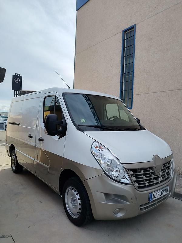 Blanco Usado 2019 Renault Master Berlina | 18.500 € (Buen precio) - Imagen 1/4
