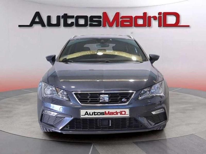 Usado Seat Leon ST FR 131 CV (96 kW) 2020 Gris Familiar