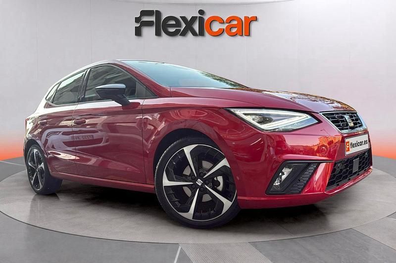 Rojo Usado 2023 Seat Ibiza FR Berlina | 21.190 € (Precio justo) - Imagen 1/4