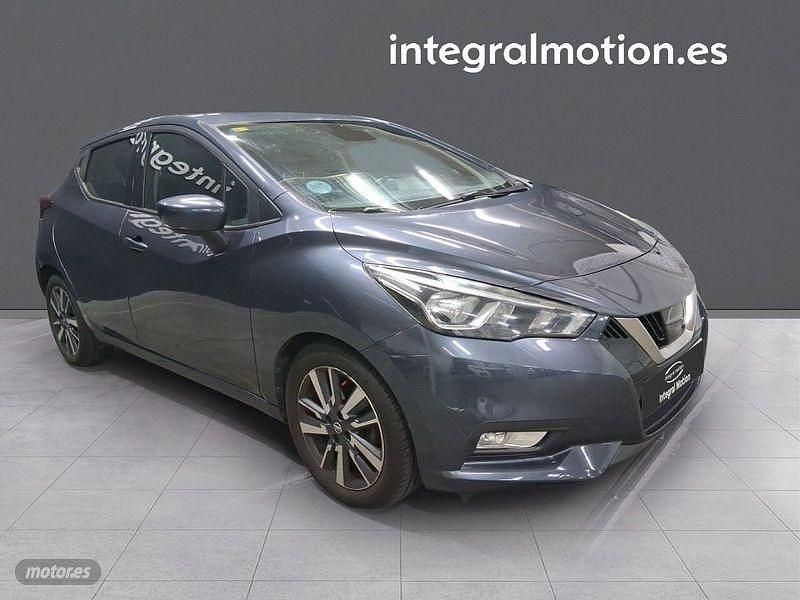 Usado Nissan Micra S 89 CV (65 kW) 2018 Gris Berlina
