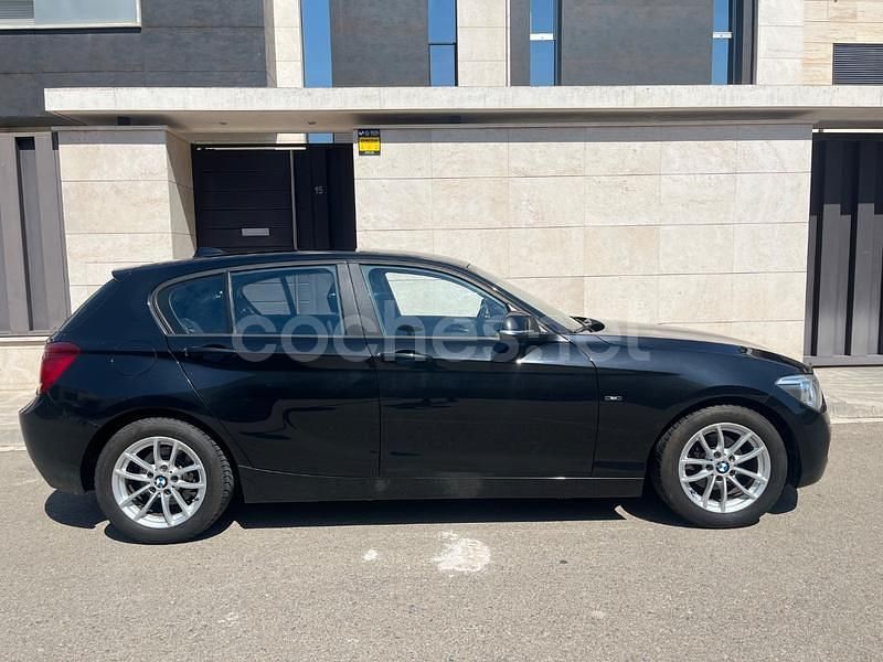 Usado BMW 116 Sport Line 136 CV (100 kW) 2013 Negro Utilitario