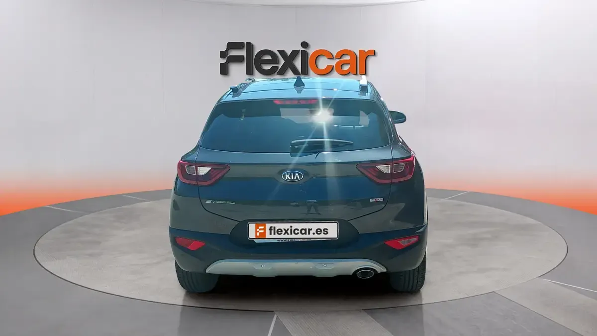 Usado Kia Stonic 101 CV (74 kW) 2018 Gris SUV