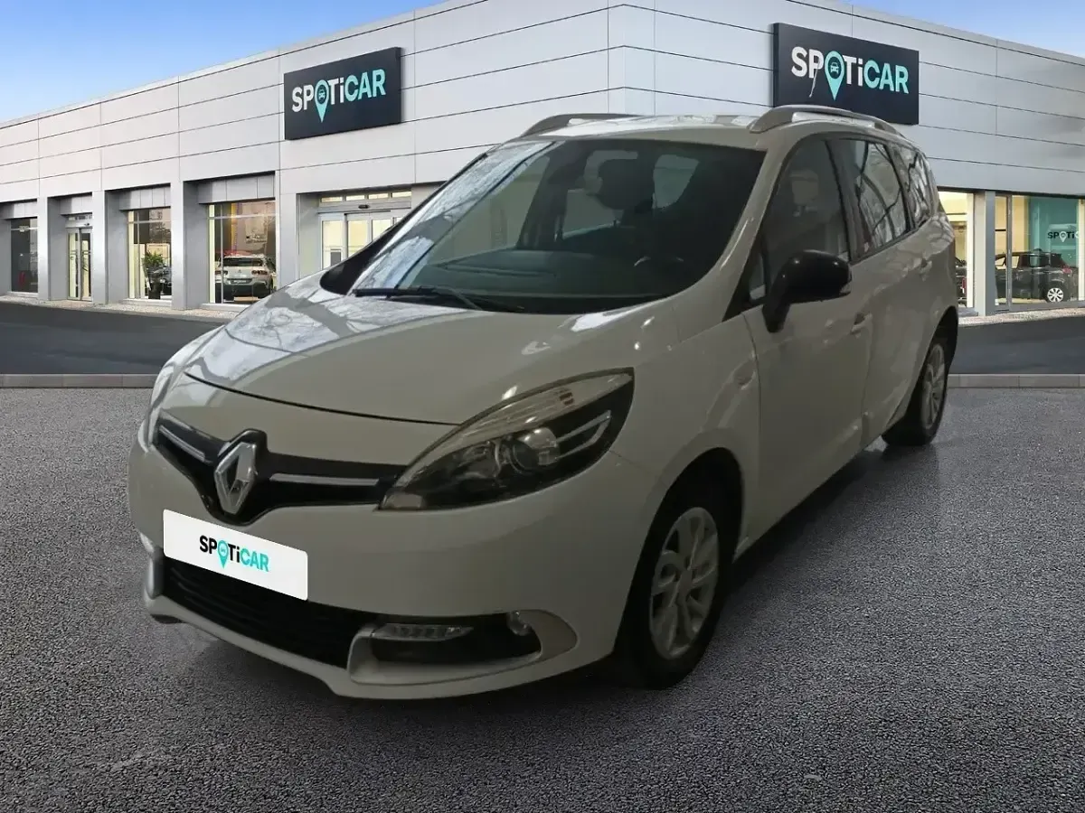 Usado Renault Scénic LIMITED 110 CV (80 kW) 2016 Blanco Monovolumen
