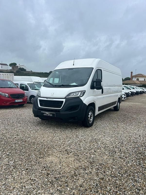 Usado Peugeot Boxer 130 CV (95 kW) 2019 Blanco Van