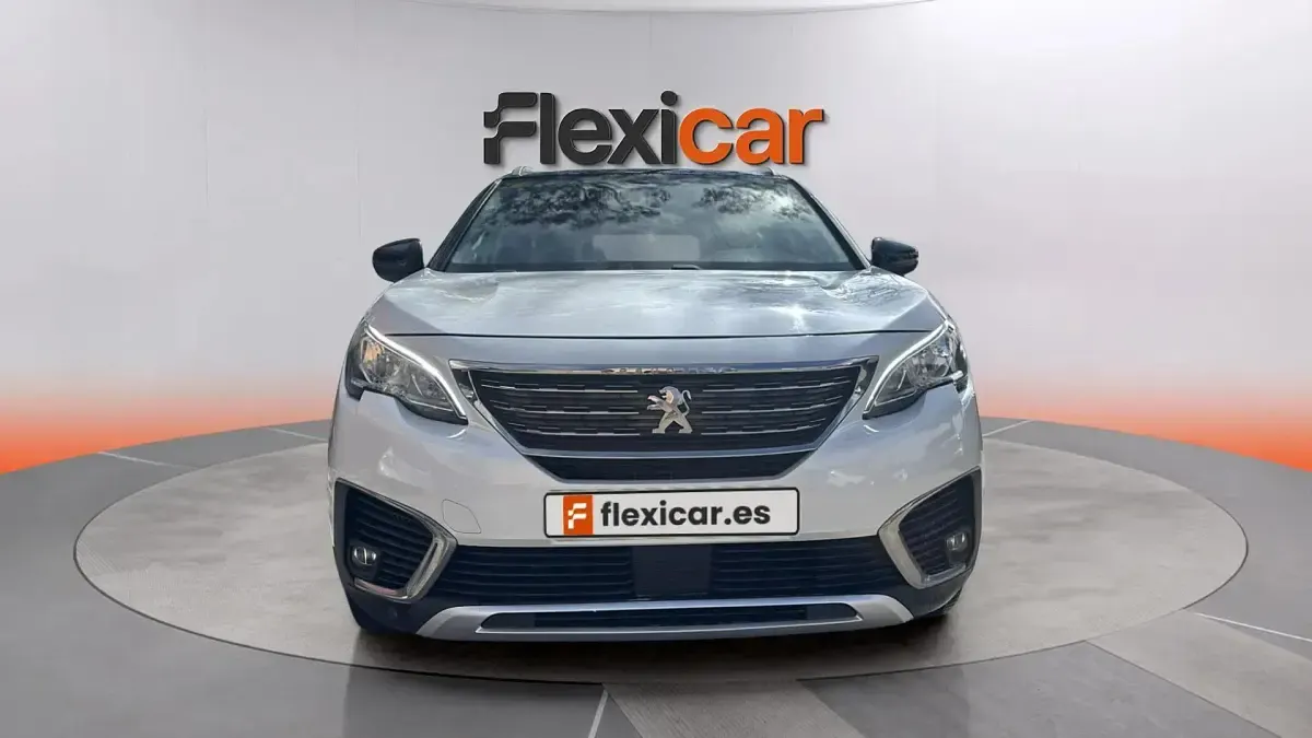 Usado Peugeot 5008 Allure 131 CV (96 kW) 2018 Blanco SUV