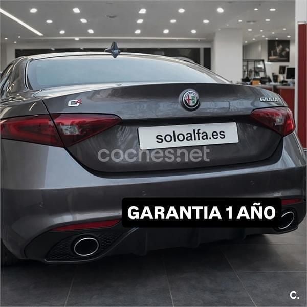 Usado Alfa Romeo Giulia Veloce 280 CV (205 kW) 2022 Gris / plata Berlina