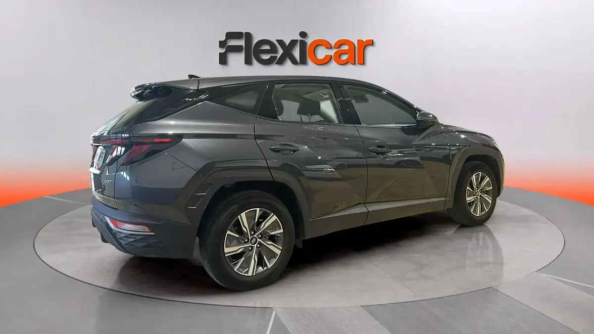 Usado Hyundai Tucson 150 CV (110 kW) 2024 Gris SUV