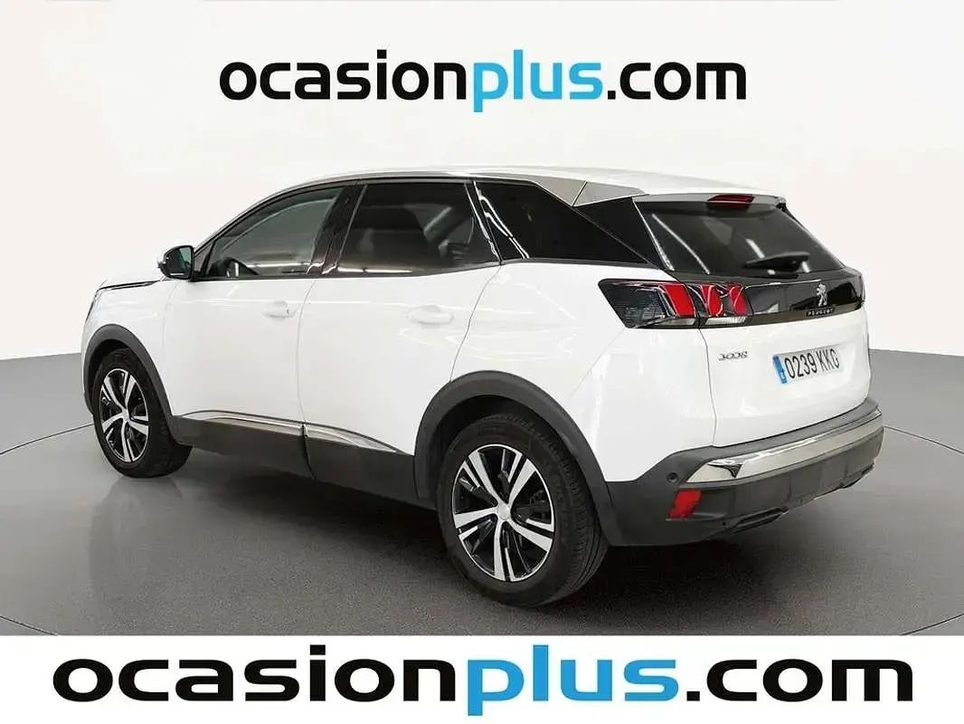 Usado Peugeot 3008 Allure 131 CV (96 kW) 2018 Blanco SUV
