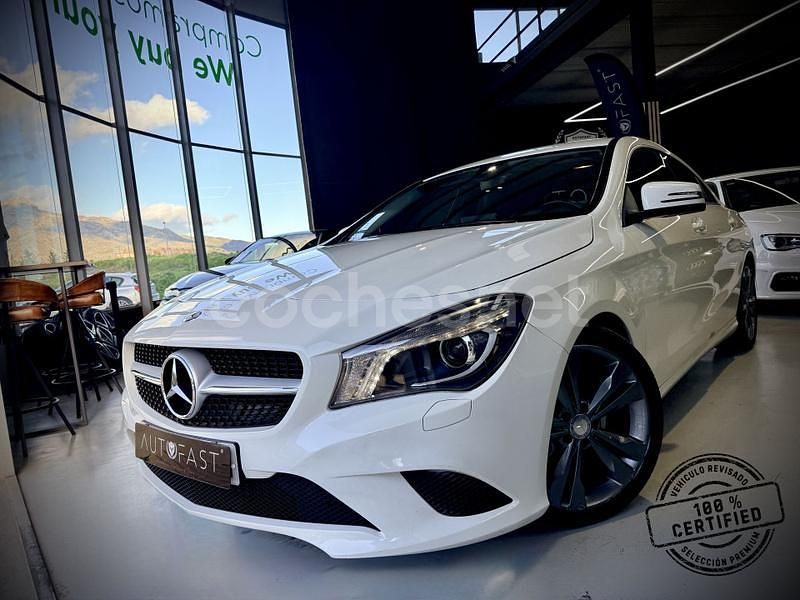 Usado Mercedes CLA220 177 CV (130 kW) 2016 Blanco Berlina