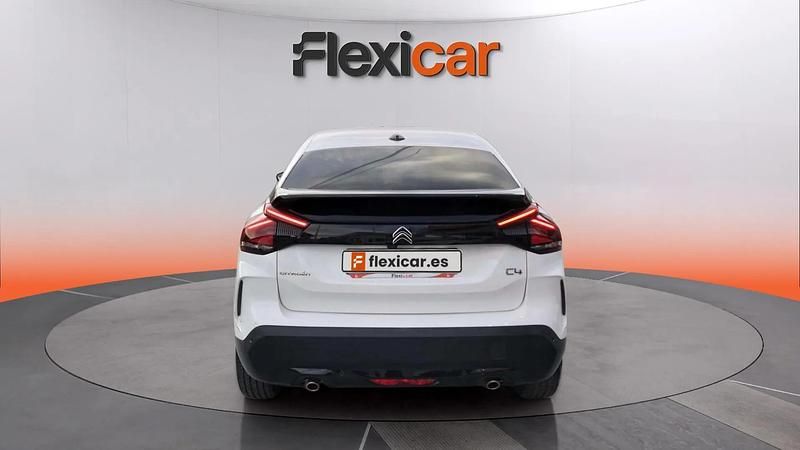 Usado Citroën C4 Feel 131 CV (96 kW) 2021 Blanco Utilitario