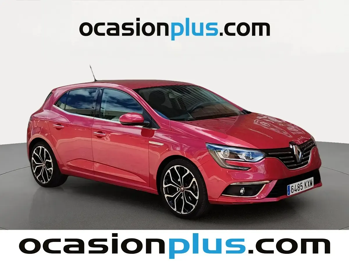 Usado Renault Mégane Zen 140 CV (102 kW) 2019 Rojo Utilitario