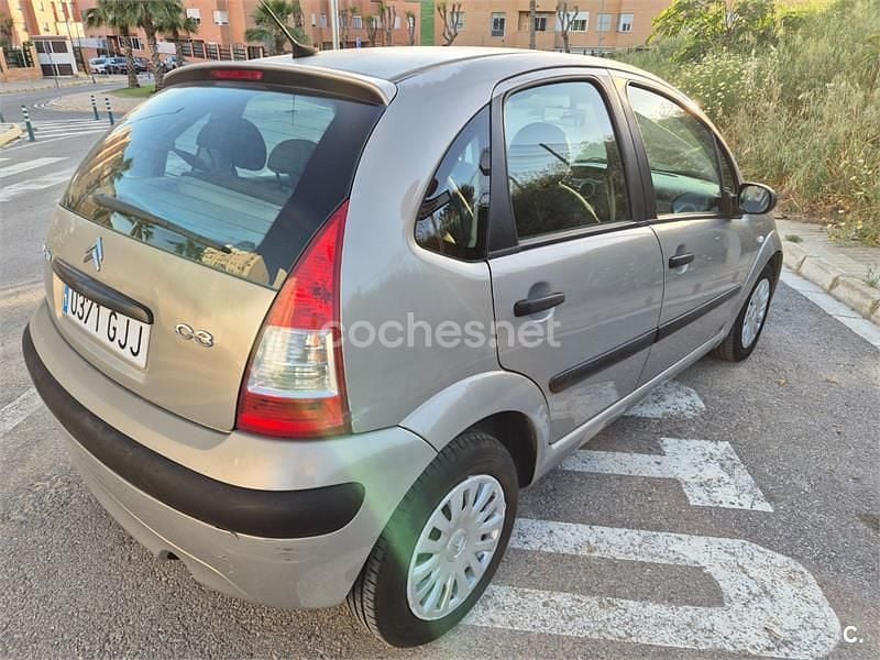 Usado Citroën C3 Furio 61 CV (44 kW) 2008 Beige Berlina