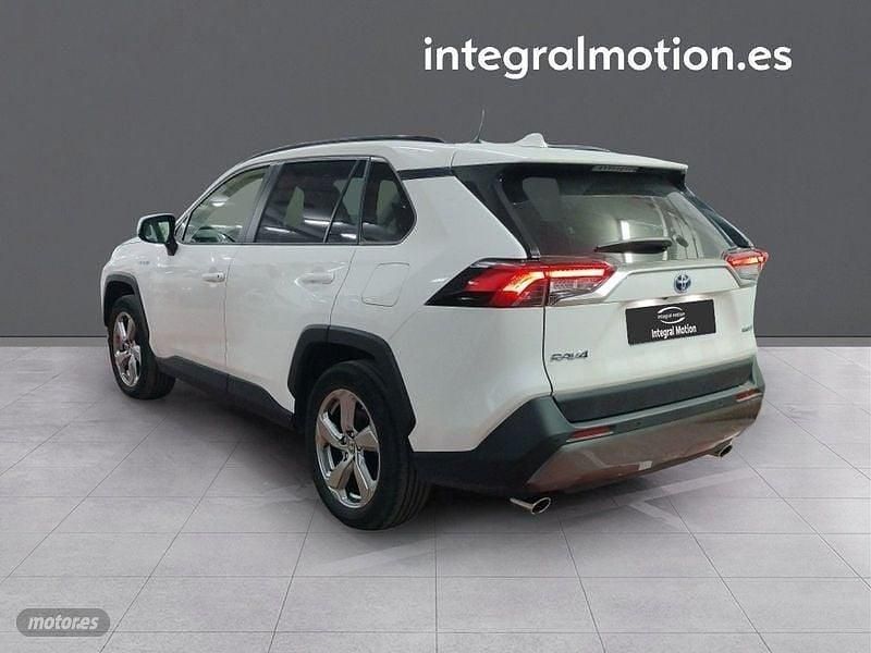 Usado Toyota RAV4 Hybrid Advance 222 CV (163 kW) 2020 Blanco SUV