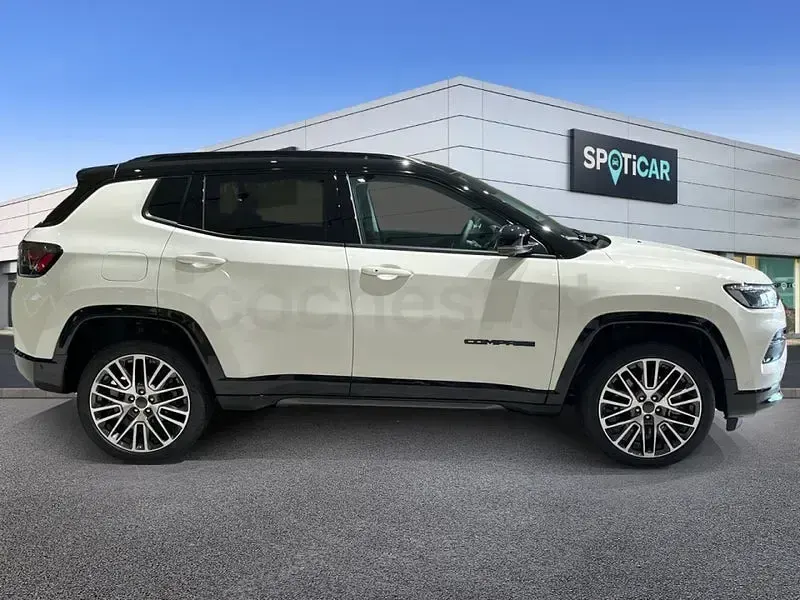 Occasion Jeep Compass Summit 240 PK (176 kW) 2025 Wit SUV