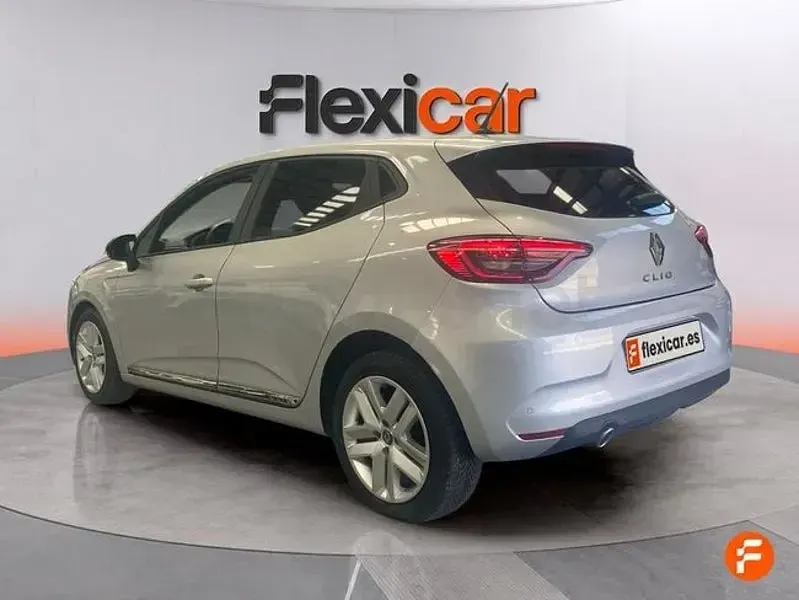 Usado Renault Clio V Business 90 CV (66 kW) 2021 Gris / plata Berlina