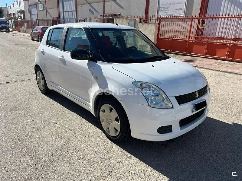 Usado Suzuki Swift GL 69 CV (50 kW) 2008 Blanco Utilitario