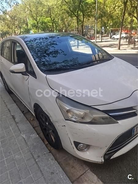 Blanco Usado 2014 Toyota Verso Advance Monovolumen | 6500 € (Super precio) - Imagen 1/4