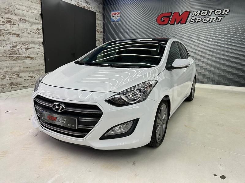 Blanco Usado 2016 Hyundai i30 Style Berlina | 11.490 € (Precio justo) - Imagen 1/4