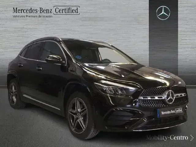 Usado Mercedes GLA250 218 CV (160 kW) 2025 Negro noche SUV
