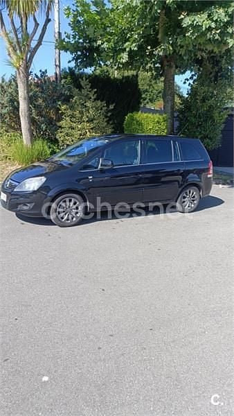 Negro Usado 2010 Opel Zafira Monovolumen | 5900 € (Precio justo) - Imagen 1/4