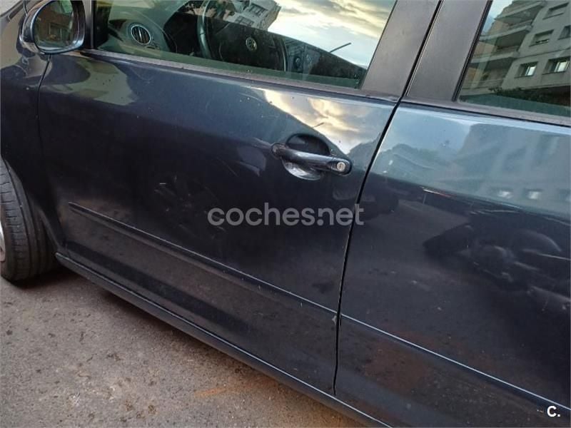 Azul Usado 2006 VW Golf Plus Highline Monovolumen | 5000 € (Precio justo) - Imagen 1/4