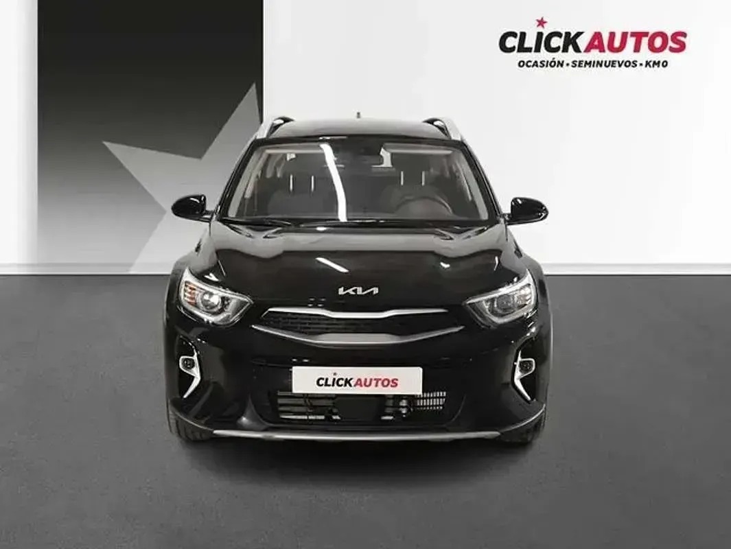Usado Kia Stonic Active 101 CV (74 kW) 2026 Negro SUV