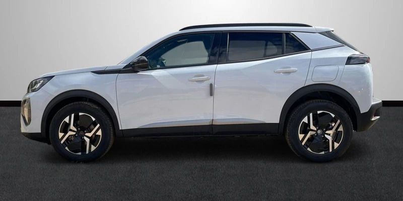 Usado Peugeot 2008 Style 131 CV (96 kW) 2024 Negro SUV
