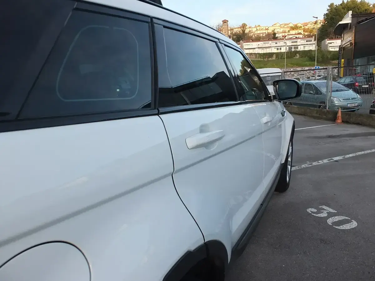 Usado Land Rover Range Rover evoque Pure 150 CV (110 kW) 2013 Blanco SUV