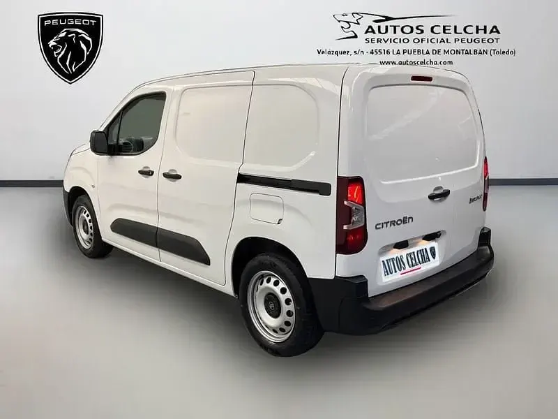 Usado Citroën Berlingo 102 CV (75 kW) 2024 Blanco Monovolumen