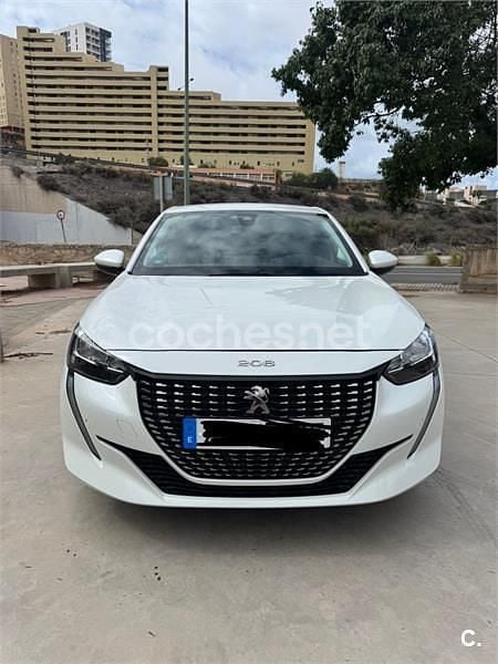 Usado Peugeot 208 Allure 100 CV (73 kW) 2020 Blanco Utilitario