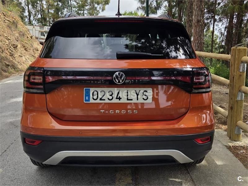 Usado VW T-Cross Advance 95 CV (69 kW) 2022 Naranja SUV