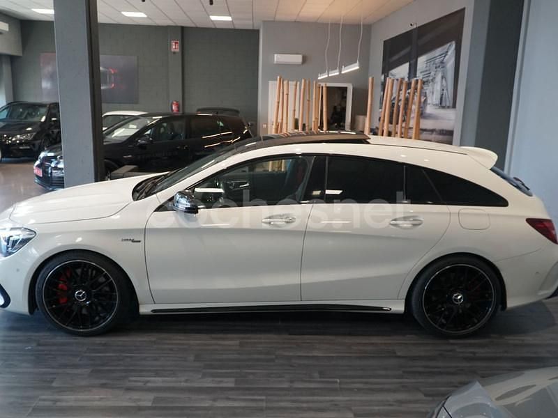 Usado Mercedes CLA45 AMG Shooting Brake 381 CV (280 kW) 2017 Blanco Familiar