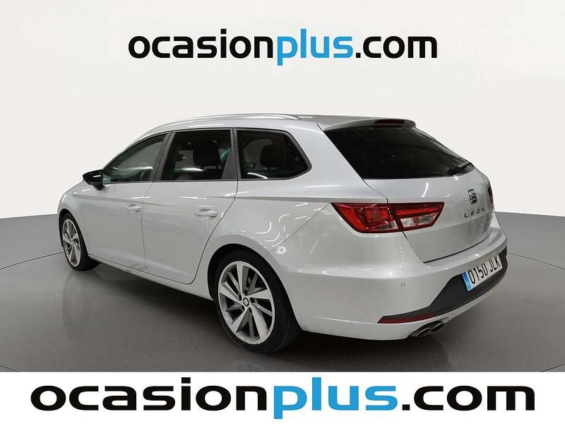 Usado Seat Leon FR 184 CV (135 kW) 2016 Gris Familiar