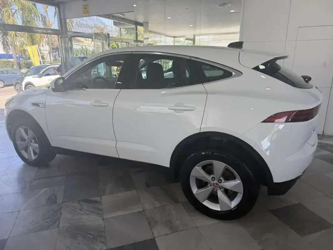 Usado Jaguar E-Pace S 163 CV (119 kW) 2021 Blanco SUV