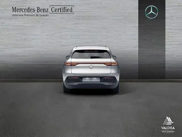 Usado Mercedes EQC400 Electric Art 300 kW (408 CV) 2020 Plata hightech SUV
