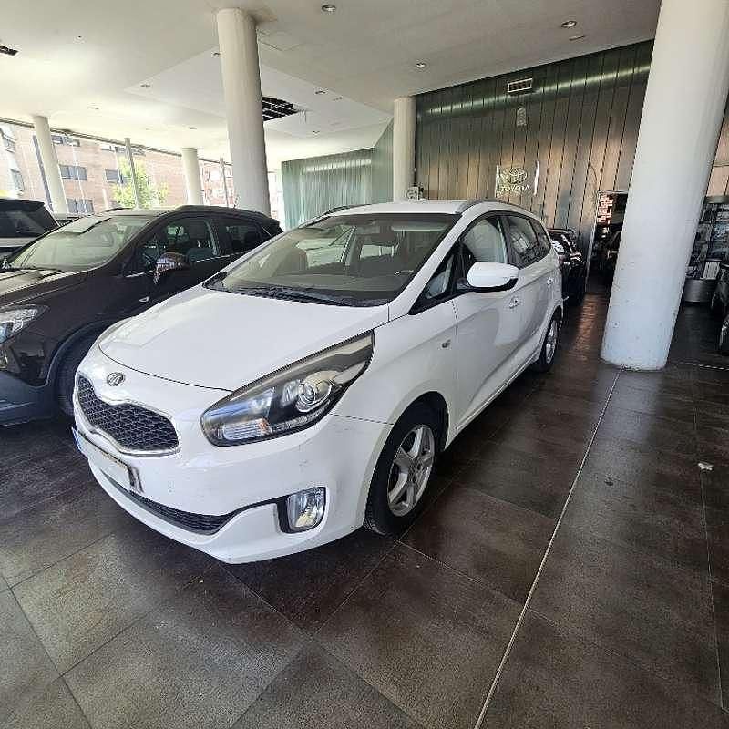 Blanco Usado 2014 Kia Carens Monovolumen | 9000 € (Un poco caro) - Imagen 1/4