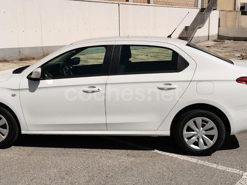 Usado Citroën C-Elysee I Feel 115 CV (84 kW) 2018 Blanco Berlina